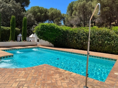 Villa en venta con piscina en Las Jaras Córdoba.