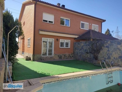 Alquiler casa piscina y terraza Mejorada del Campo
