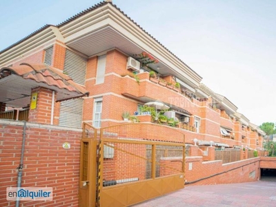 Alquiler piso terraza y garaje Centro-el burgo
