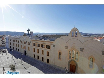 Alquiler piso terraza y trastero Centre