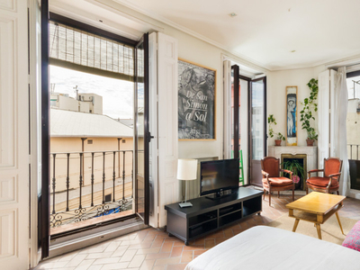 Apartamento de 2 dormitorios en alquiler en el centro de la ciudad, Madrid