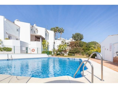 Casa adosada en venta en Cabopino-Reserva de Marbella