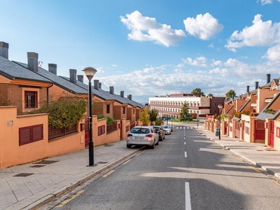 Casa adosada en venta en Ojos del Salado