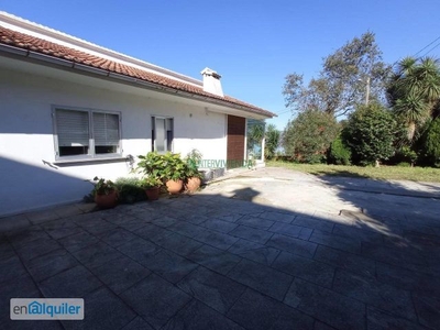 Casa sin muebles con Piscina y vistas a la Ria .-Cesantes -Redondela seguro de impagos