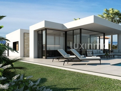 Chalet en venta en Dénia, Alicante