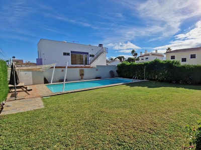 Chalet en venta en Estepona, Málaga