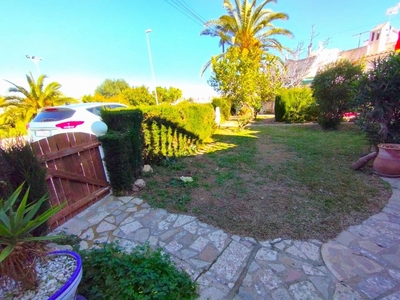 Chalet en venta en La Florida, Orihuela, Alicante