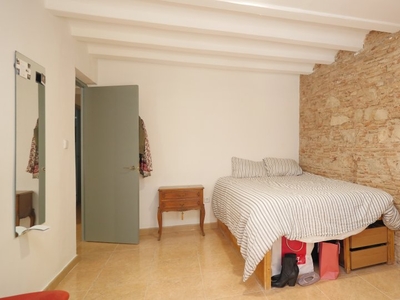 Elegante habitación en un apartamento de 5 dormitorios en El Raval, Barcelona