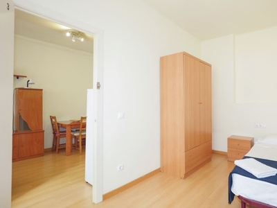 Habitación en apartamento de 3 dormitorios en Eixample Dreta, Barcelona