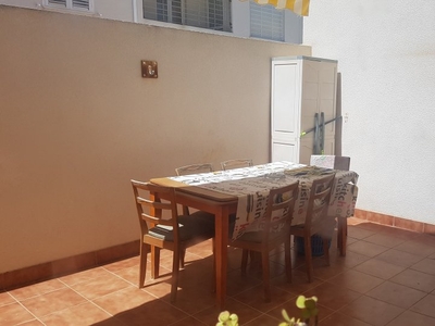 Habitación en piso compartido en Almería