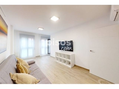 Piso en alquiler en Avenida del Primero de Mayo, 47 en L'Hort de Senabre por 850 €/mes