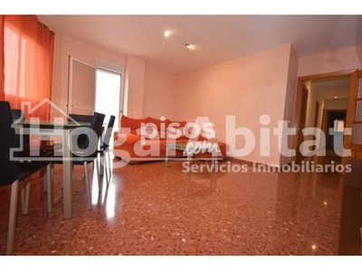 Piso en venta en Avinguda de València