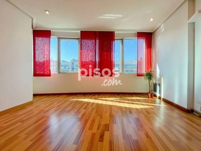 Piso en venta en Carretera de Barcelona en Bellaterra por 250.000 €