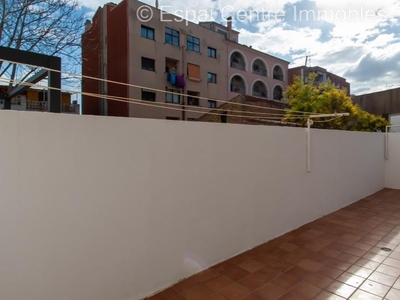 Planta baja en venta en Pallejà