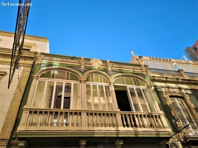 Se alquila casa señorial en el Centro de Almería