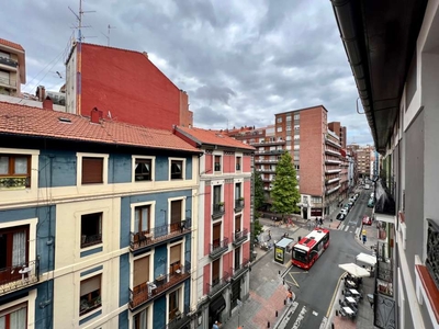 Venta de piso en Castaños (Bilbao)