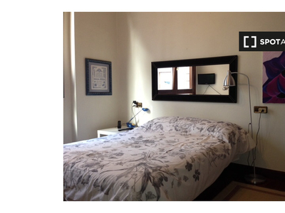 Vivienda en apartamento de 4 dormitorios en Abando, Bilbao