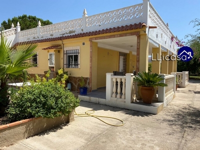 Alquiler de casa con piscina y terraza en Llíria, LLIRIA