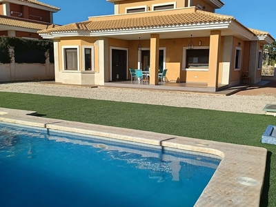 Monovar villa en venta