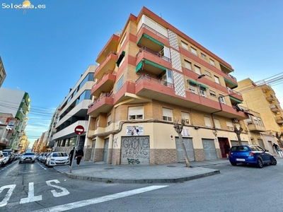 ¡Oportunidad en Caballero de Rodas! Fantastico apartamento exterior y en esquina a 300 mts del mar