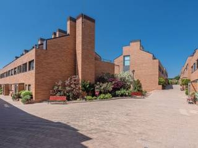 Piso de tres habitaciones Joaquín Ruíz Giménez, Torrelodones