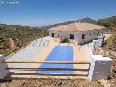 villa en Venta en Sayalonga