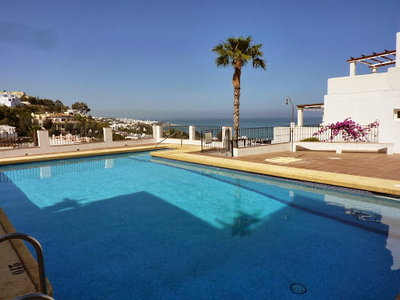 Alquiler vacaciones de piso con piscina y terraza en Mojácar