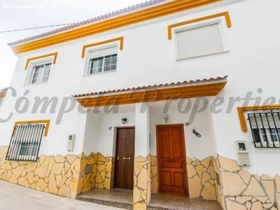 casa adosada en Alquilar en Cómpeta