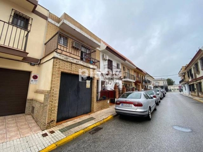 Casa adosada en venta en La Rinconada