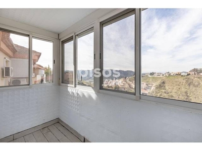 Piso en venta en Calle de Vista Blanca, cerca de Calle del Jazmín