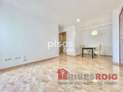 Piso en venta en Nucli Urbà