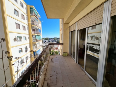 Venta de piso con terraza en Sant Joan d'Alacant