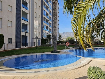 Alquiler de piso en Villajoyosa ciudad de 2 habitaciones con terraza y piscina
