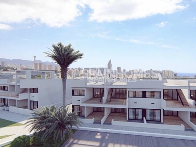 Casas con Vistas al Mar y Piscinas Privadas en Finestrat, Alicante