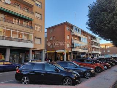 Piso de tres habitaciones segunda planta, Zona Bulevar de las Acacias, Azuqueca de Henares