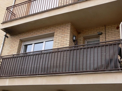 Venta de piso en Torà de 4 habitaciones con terraza y garaje