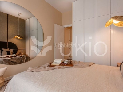 Alquiler apartamento de 3 dormitorios con terraza y oficina en chamberí en Madrid