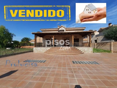 Chalet unifamiliar en venta en Griñón en Griñón por 446.000 €