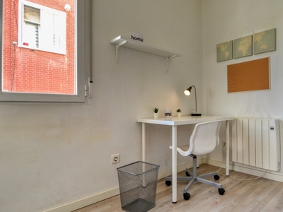 Alquiler de habitaciones en piso de 7 habitaciones en Madrid
