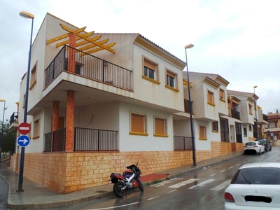 OPORTUNIDAD: Casa Adosada de 2 dormitorios a la venta en Orihuela Venta Orihuela