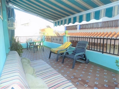 Venta Casa adosada Motril. Buen estado con terraza 209 m²