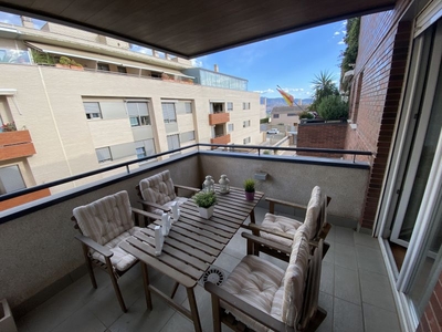 Alquiler de piso con piscina y terraza en Genil - Bola de Oro (Granada), TORRE DEL SERRALLO