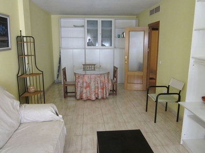 Alquiler de piso en Albatalia de 3 habitaciones con muebles y balcón