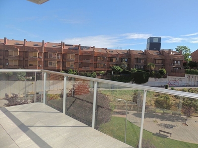 Alquiler de piso en Los Valles-San Vazquez-El Fuerte de 4 habitaciones con terraza y garaje