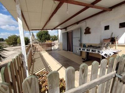 Casa con terreno en Molina de Segura