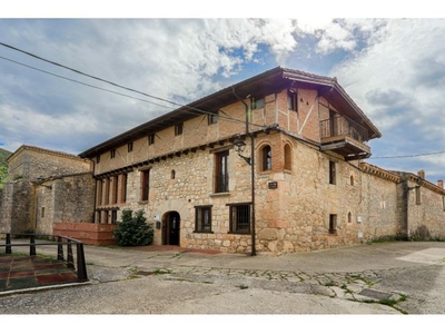Casa con terreno en Venta en Bugedo, Burgos