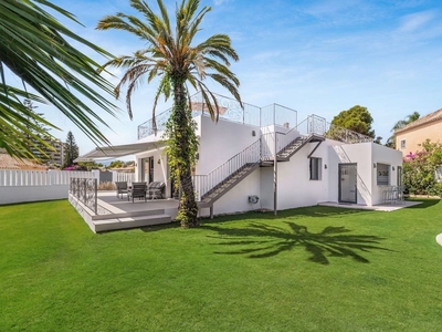 Chalet en venta en Guadalmina Baja, Marbella, Málaga