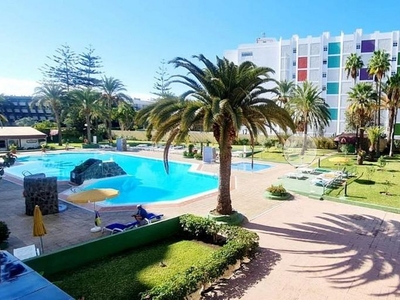 Alquiler de piso en avenida De Tenerife de 2 habitaciones con piscina y garaje