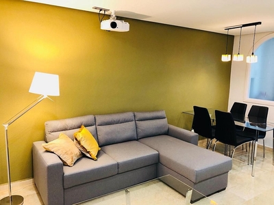 Apartamento en alquiler en calle Nueva de 1 habitación con garaje y muebles