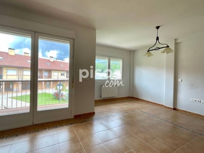 Casa adosada en venta en Calle del Tren